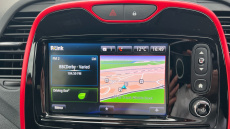 Renault Captur 1.2 TCE Signature Nav 5dr Auto Petrol Hatchback